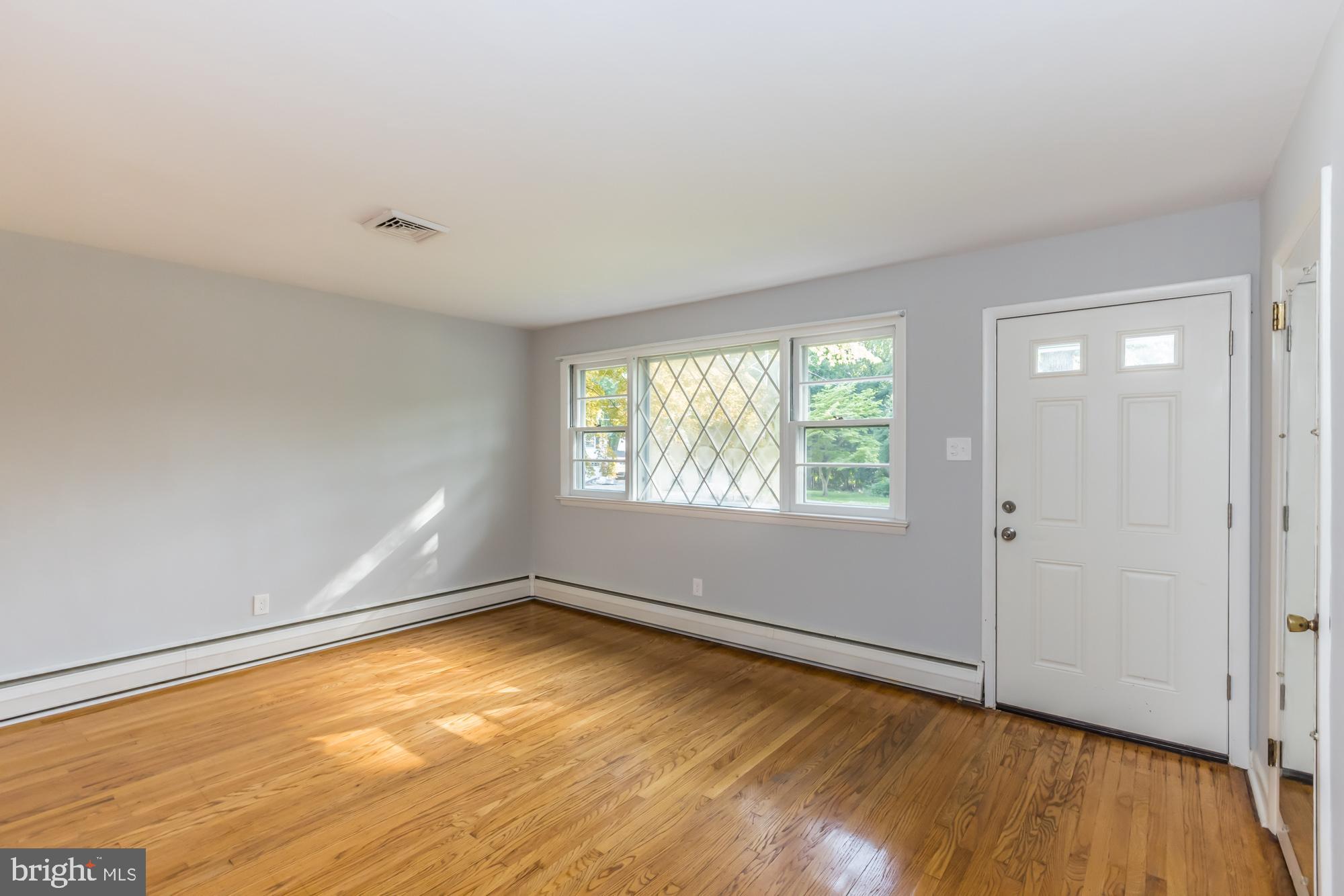 918 Georgetown Road Swarthmore, PA 19081 - Photo 6 of 30 Gallery Image 6