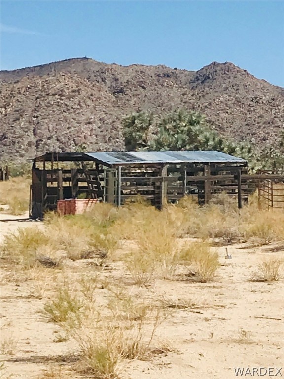 11754 Alan Road Yucca, AZ 86438 - Photo 5 of 19