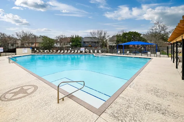 $539,000 | 1212 Cardinal Lane, Round Rock, TX 78681