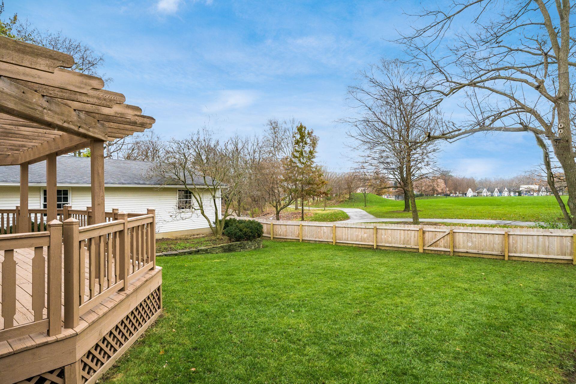 1917 Lytham Road Upper Arlington, OH 43220 - Photo 31 of 31 002_us OH 43220 USA-Edit-Edit