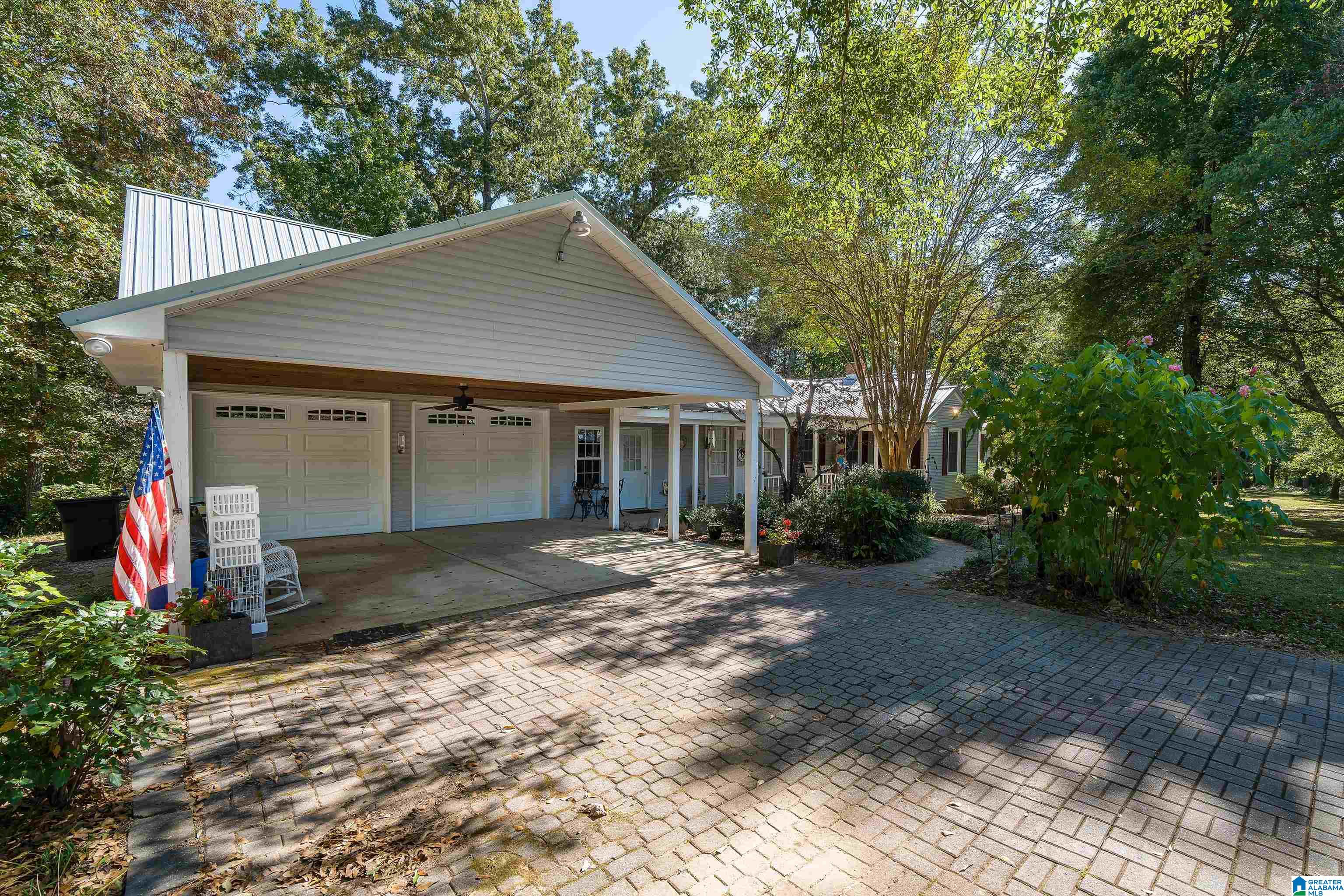 8073 West Hill Road Pinson, AL 35126 - Photo 3 of 50