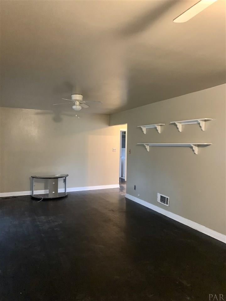 1005 East Montclair Road Pensacola, FL 32505 - Photo 4 of 9 Gallery Image 4