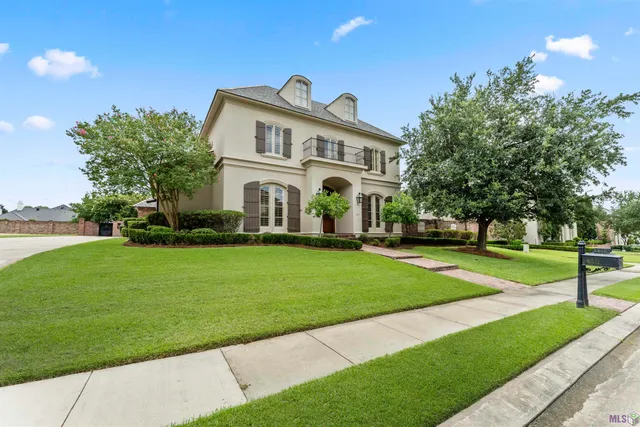 $1,630,000 | 2611 Cedar Lodge Drive, Baton Rouge, LA 70809