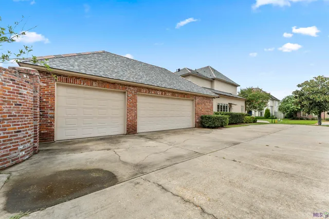 $1,630,000 | 2611 Cedar Lodge Drive, Baton Rouge, LA 70809