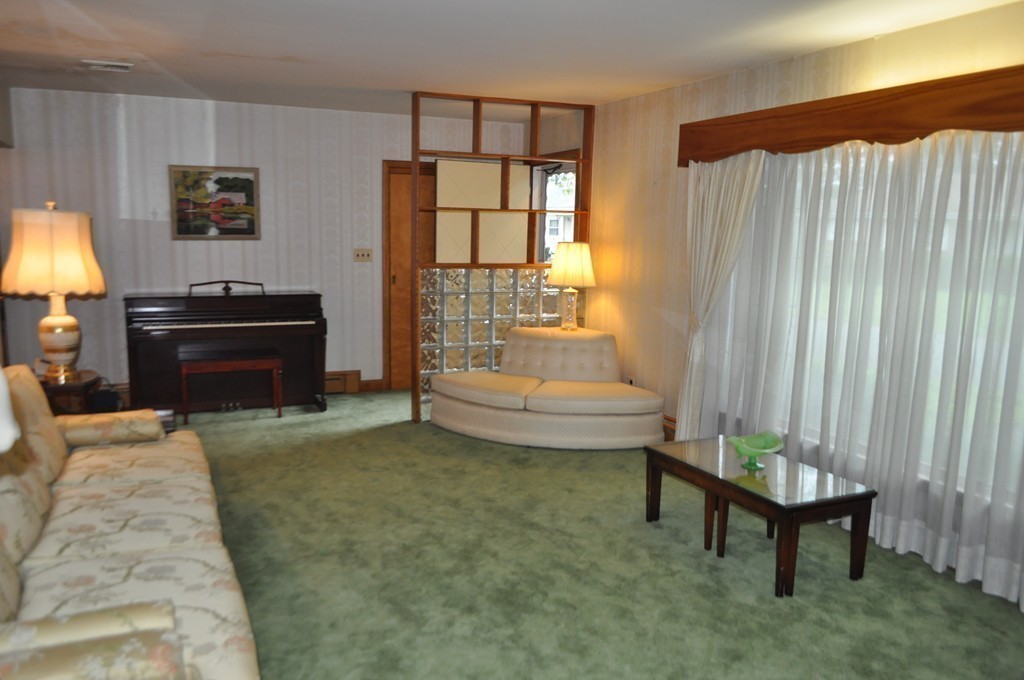 8 Greenwood Road Canton, MA 02021 - Photo 10 of 21 Gallery Image 10