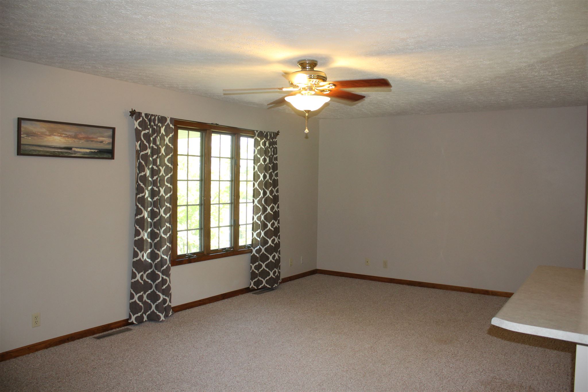 2083 Mt Pleasant Road Bedford, IN 47421 - Photo 4 of 24 Gallery Image 4