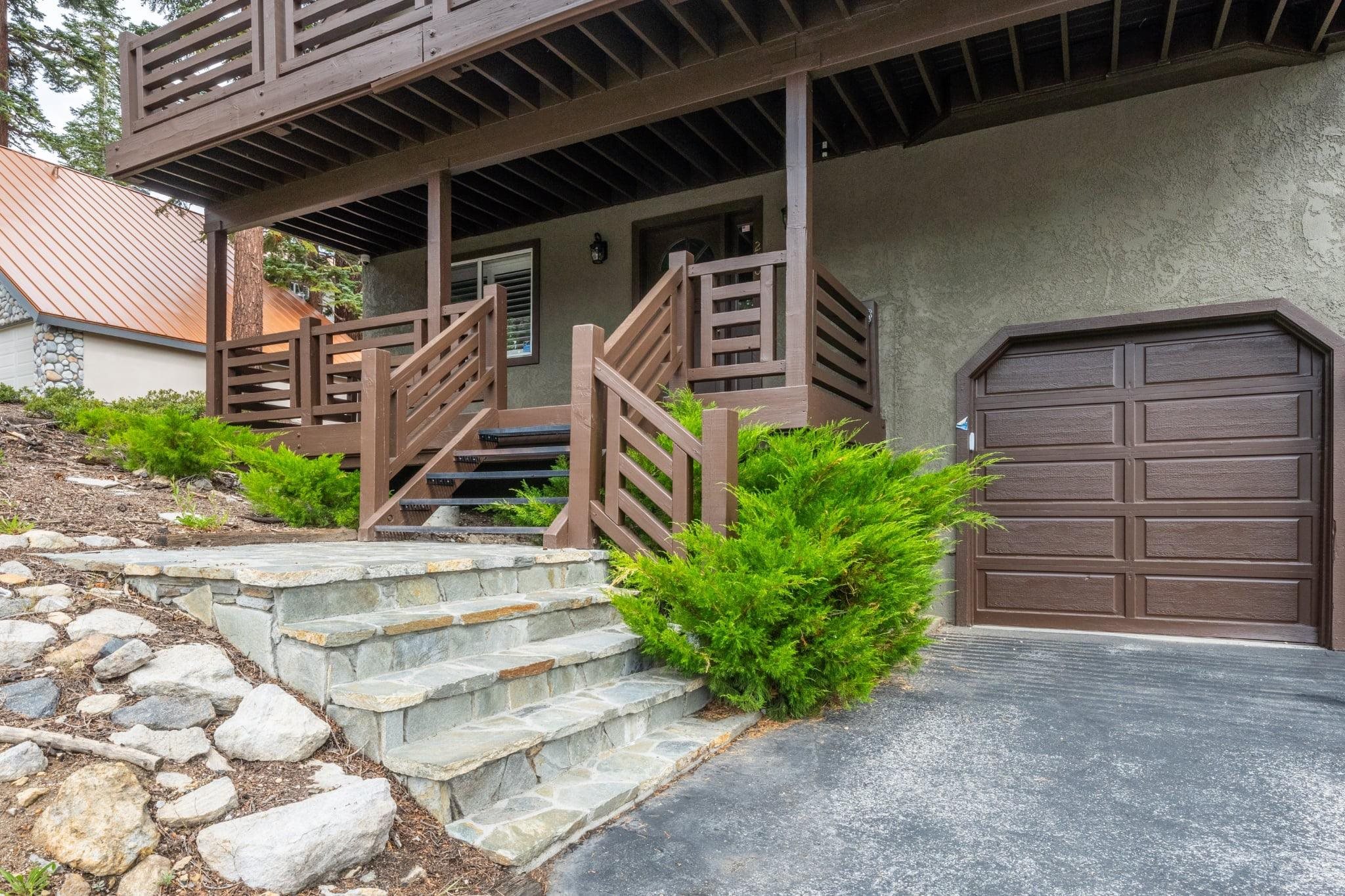 236 Davison Road Mammoth Lakes, CA 93546 - Photo 40 of 49 a view of entryway