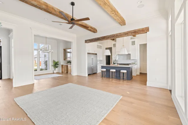 $749,000 | 211 Sabal Grv Lane, Youngsville, LA 70592