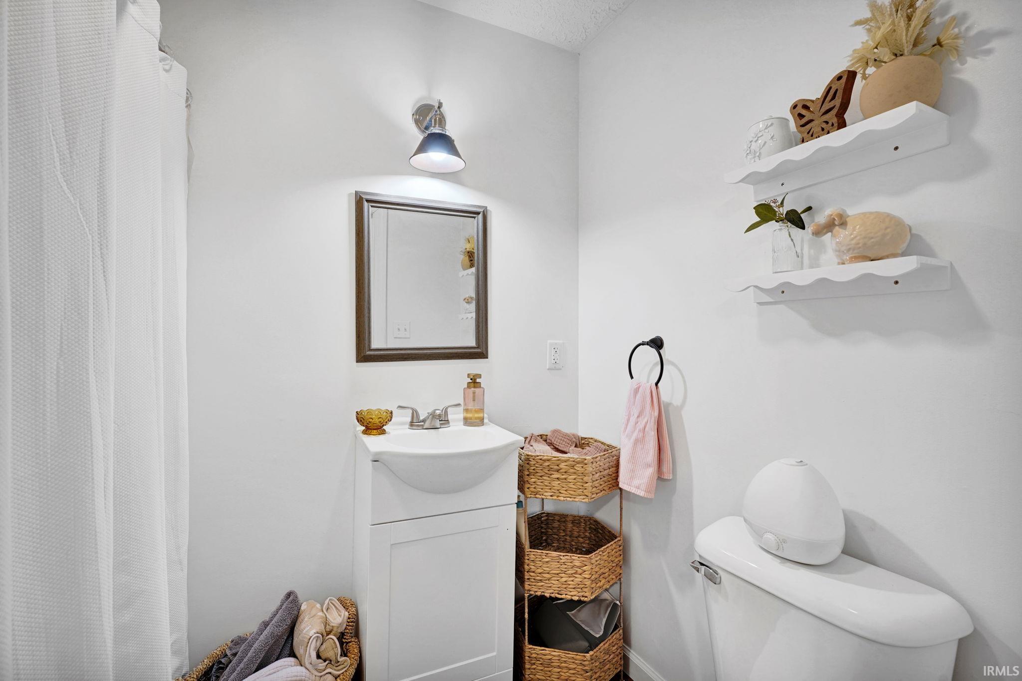 423 J Street Bedford, IN 47421 - Photo 17 of 21