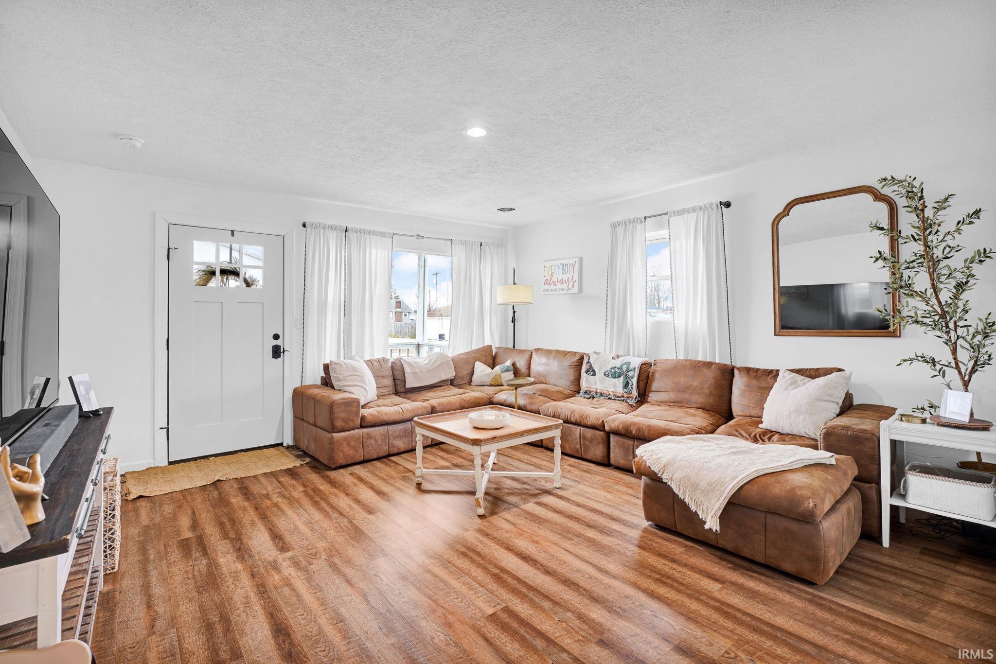 423 J Street Bedford, IN 47421 - Photo 7 of 21