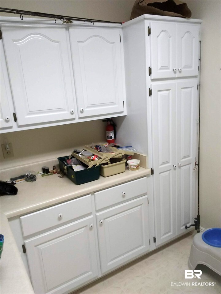 8132 Bay View Drive Foley, AL 36535 - Photo 29 of 50 Laundry room right