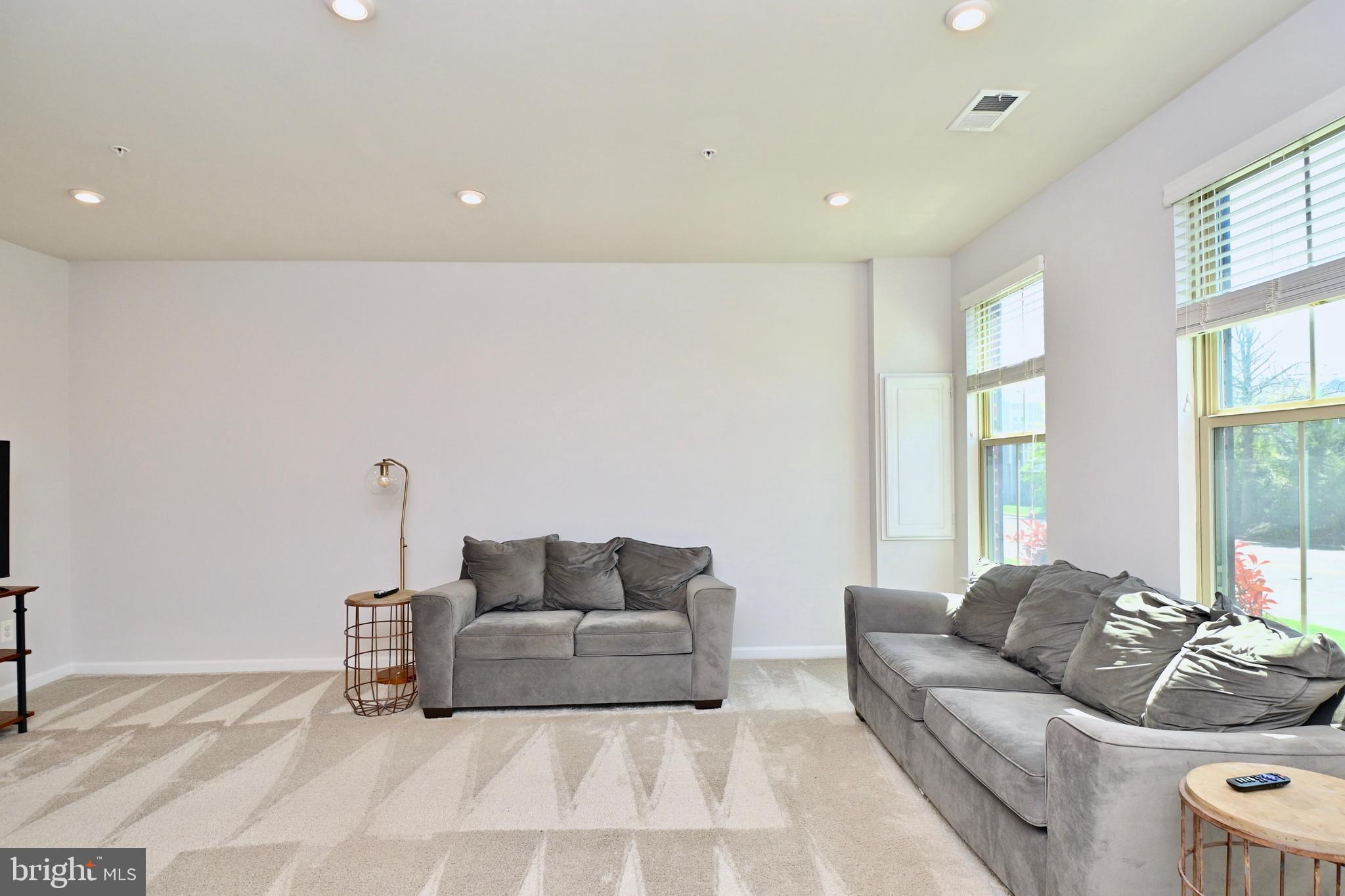 10126 Aerospace Road Lanham, MD 20706 - Photo 6 of 36 Gallery Image 6