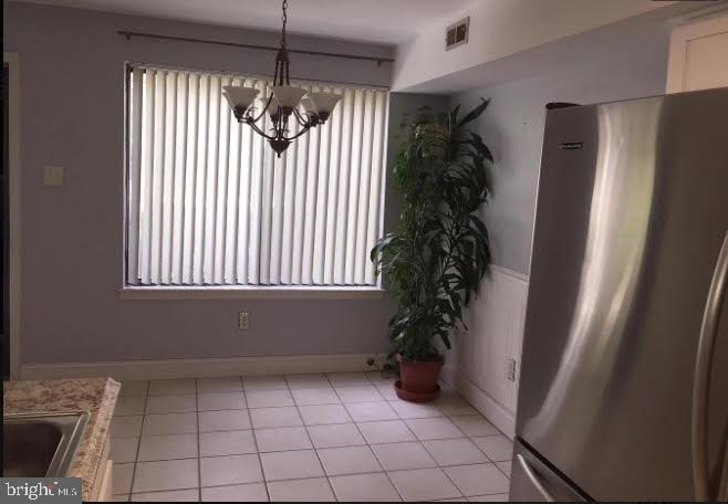 409 Gregorys Way Voorhees, NJ 08043 - Photo 10 of 37 Dinning area