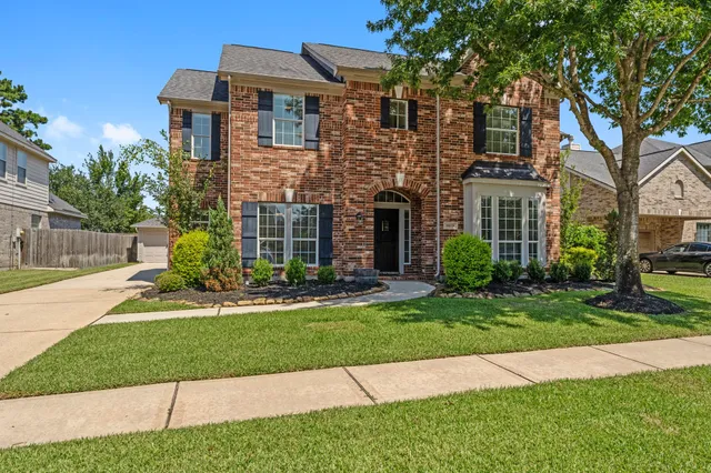 $464,900 | 19218 Country Village Drive, Spring, TX 77388