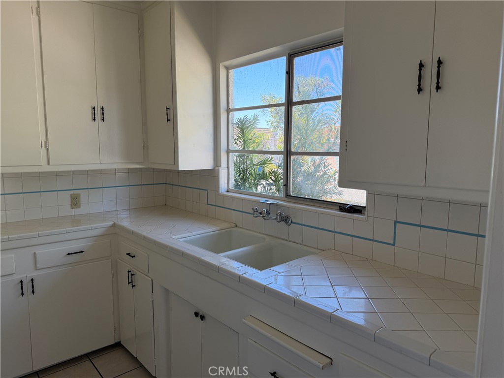 20 West Grand Avenue, Unit F Alhambra, CA 91801 - Photo 5 of 11