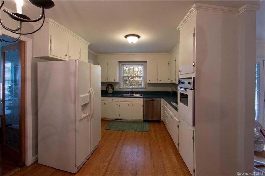 4127 Sulkirk Road Charlotte, NC 28210 - Photo 4 of 19 Gallery Image 4