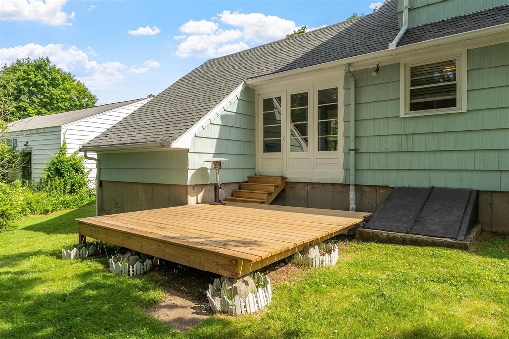 4 Cranston Street Worcester, MA 01606 - Photo 34 of 37