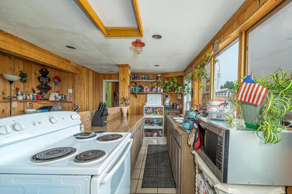$1,950,000 | 125 Pigeon Hill Road, Mechanic Falls, ME 04256