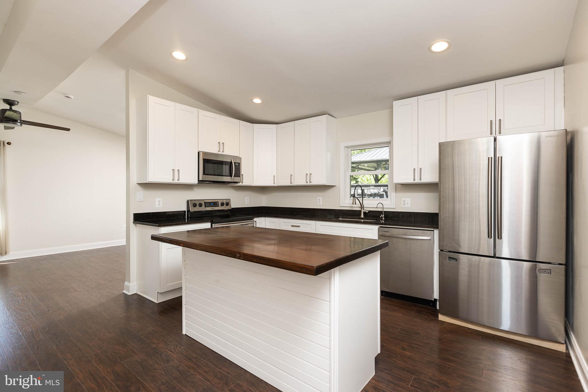 7352 Damascus Road Gaithersburg, MD 20882 - Photo 9 of 29 Plenty of cabinet space