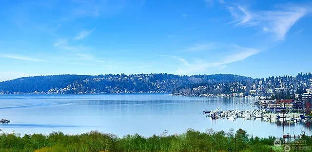 $950,000 | 9858 Northeast 34th Street, Bellevue, WA 98004