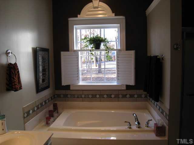 3807 Cambridge Road Durham, NC 27705 - Photo 15 of 20 Gallery Image 15