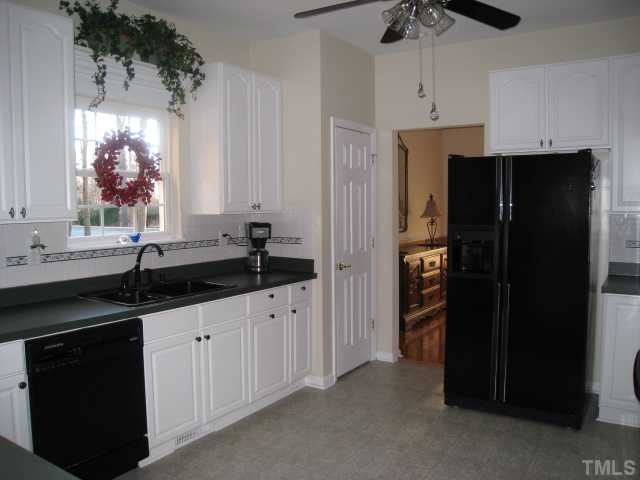 3807 Cambridge Road Durham, NC 27705 - Photo 5 of 20 Gallery Image 5