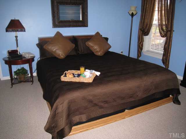3807 Cambridge Road Durham, NC 27705 - Photo 9 of 20 Gallery Image 9