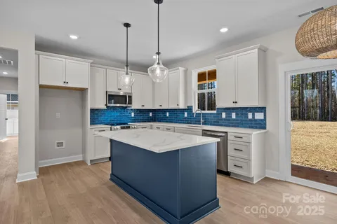 $519,900 | 2319 Lee Lawing Road, Lincolnton, NC 28092