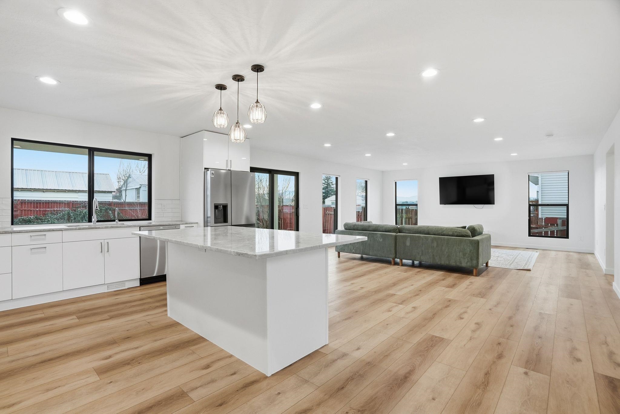 4216 North Silas Road Spokane Valley, WA 99216 - Photo 11 of 47