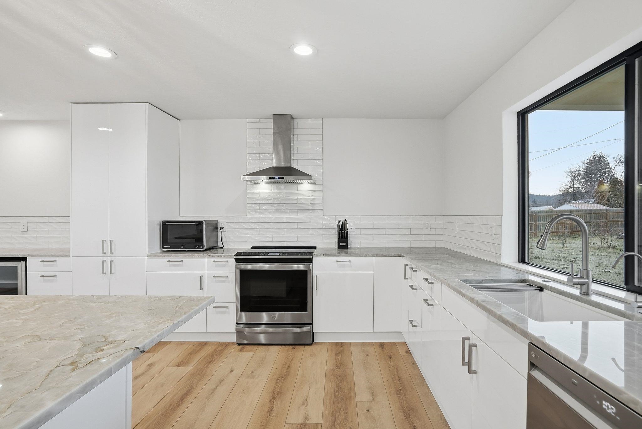 4216 North Silas Road Spokane Valley, WA 99216 - Photo 12 of 47