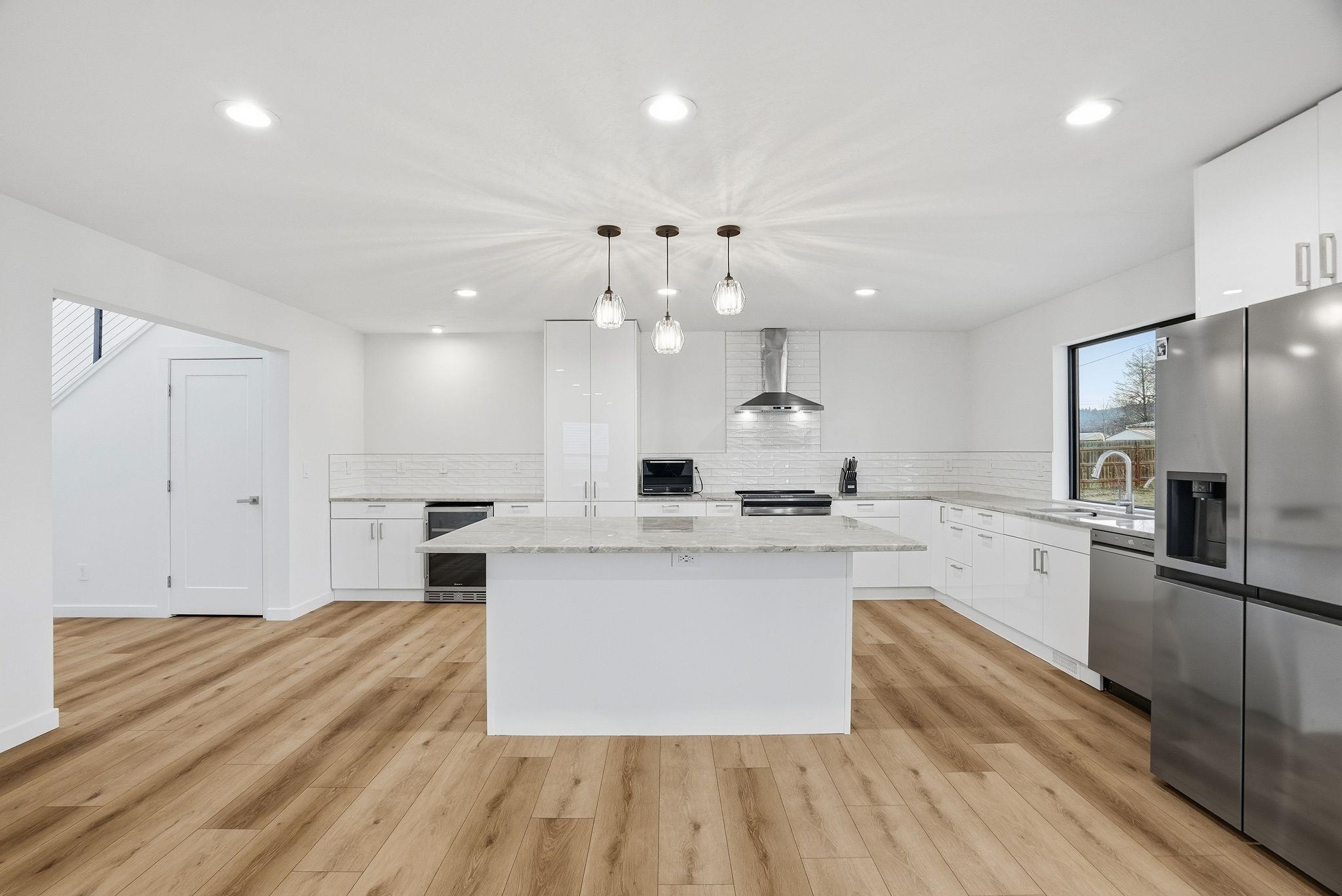 4216 North Silas Road Spokane Valley, WA 99216 - Photo 9 of 47