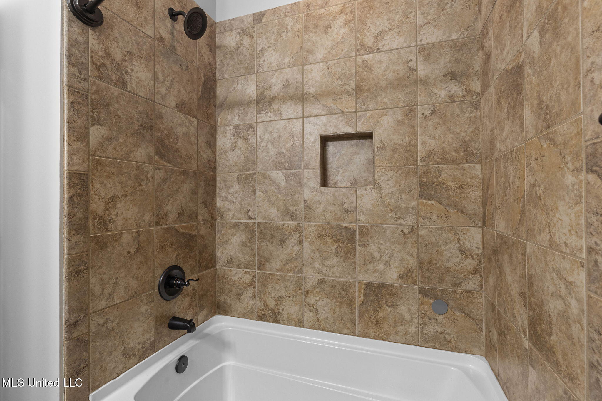 306 Siltstone Ridge Brandon, MS 39047 - Photo 21 of 26 33-web-or-mls-306 Siltstone Ridge-33