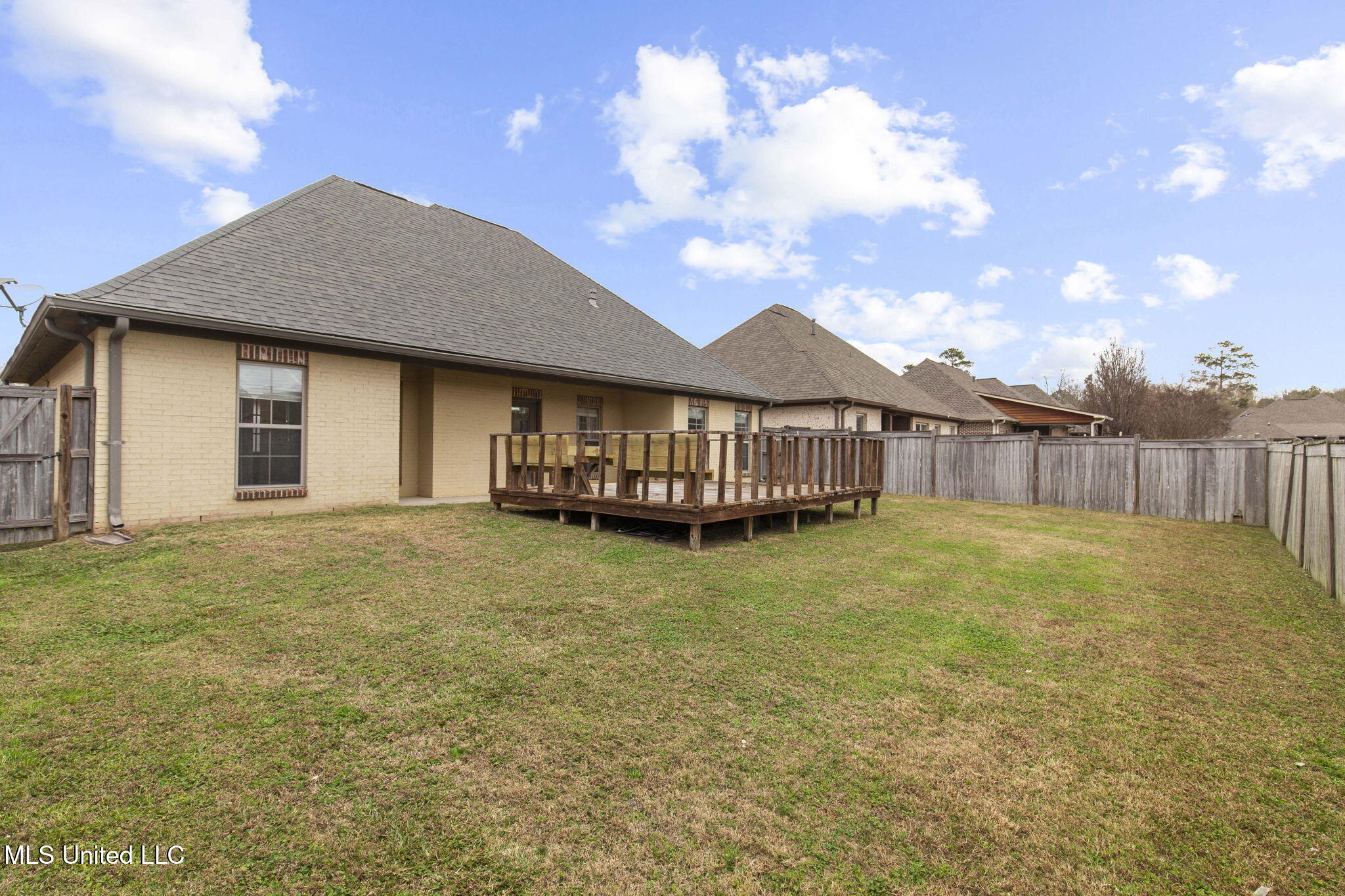 306 Siltstone Ridge Brandon, MS 39047 - Photo 26 of 26 41-web-or-mls-306 Siltstone Ridge-41