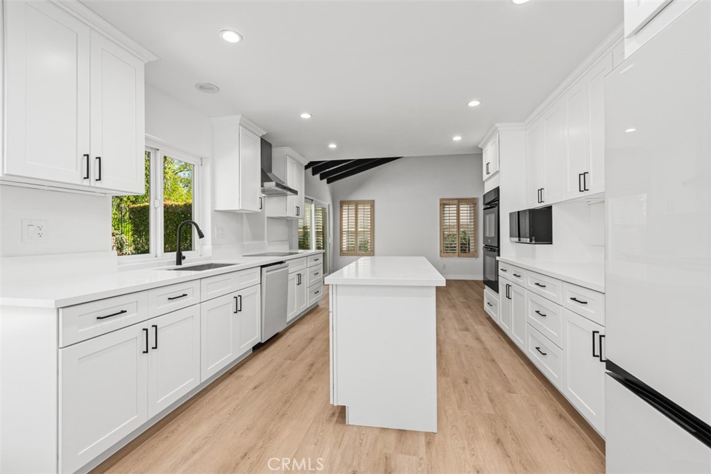 24662 Kings Road Laguna Niguel, CA 92677 - Photo 6 of 18