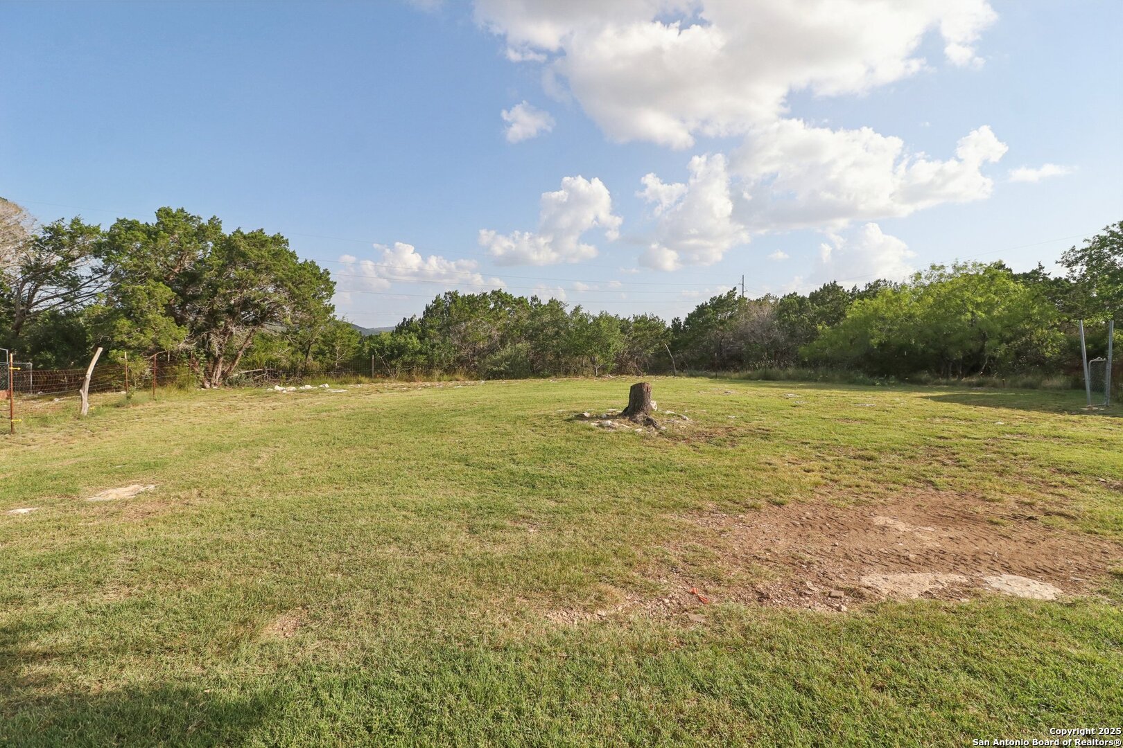 160 Deer View Road Pipe Creek, TX 78063 - Photo 3 of 55