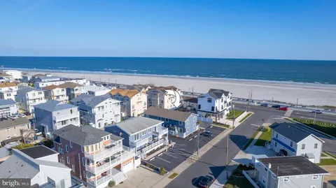 $574,900 | 229 10th Street North, Unit 2, Brigantine, NJ 08203