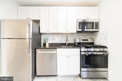 $574,900 | 229 10th Street North, Unit 2, Brigantine, NJ 08203