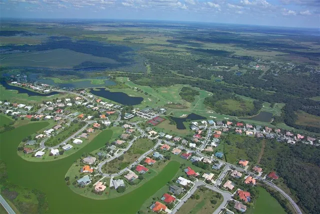 $950,000 | 9011 Misty Creek Drive, Sarasota, FL 34241