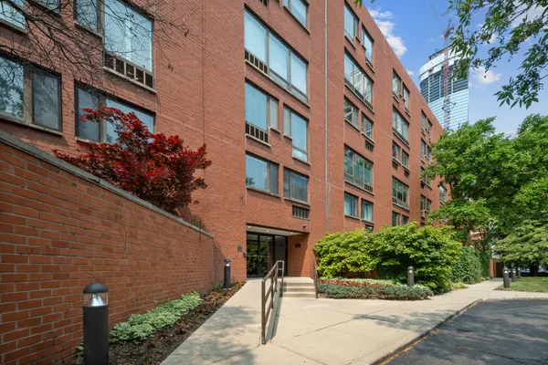 $4,200 | 1115 South Plymouth Court, Unit 311, Chicago, IL 60605