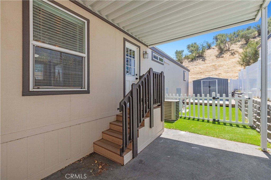 30000 Hasley Canyon Road, Unit 44 Valencia, CA 91384 - Photo 24 of 29