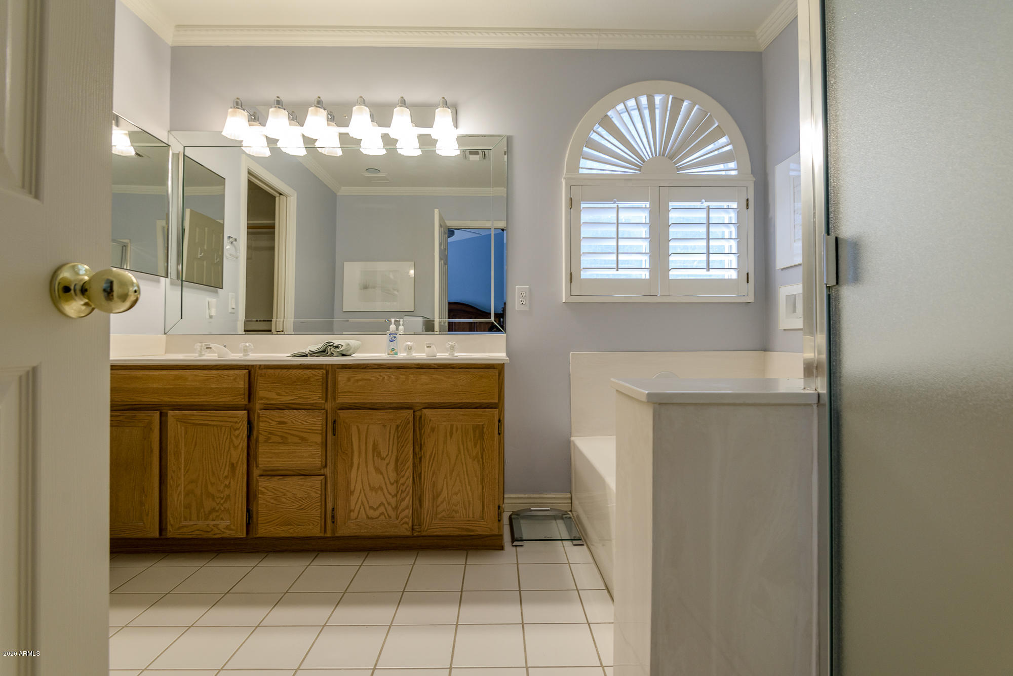 4521 East St John Road Phoenix, AZ 85032 - Photo 13 of 21 Master Bath