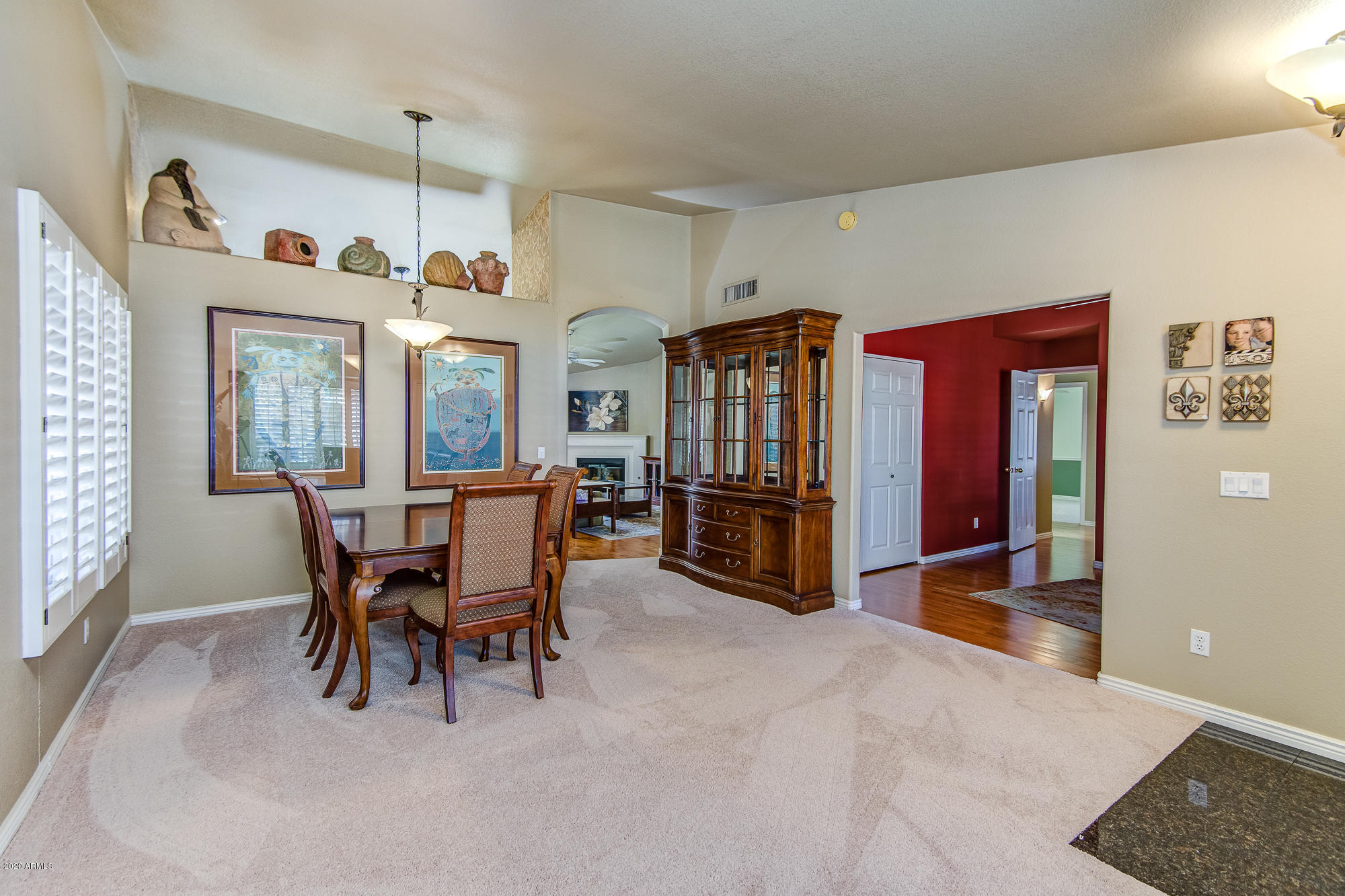 4521 East St John Road Phoenix, AZ 85032 - Photo 5 of 21 Living/Dining