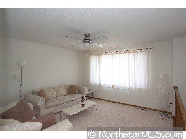 807 46th Avenue Northwest Rochester, MN 55901 - Photo 4 of 10