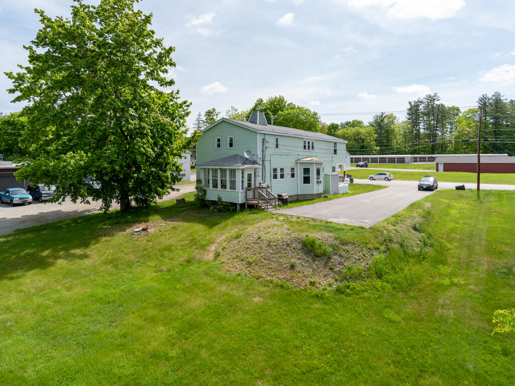 552 Riverside Drive Augusta, ME 04330 - Photo 4 of 47 552RiversideDr-Augusta-4