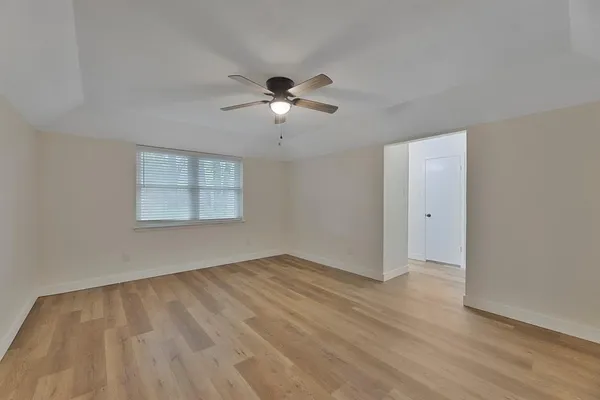 $2,350 | 5622 Woodhollow Drive, Arlington, TX 76016