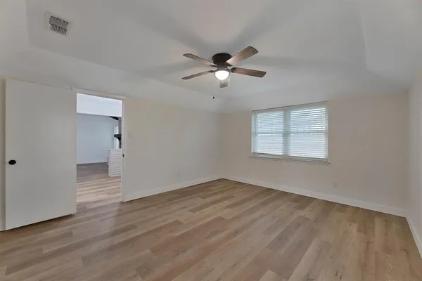 $2,350 | 5622 Woodhollow Drive, Arlington, TX 76016