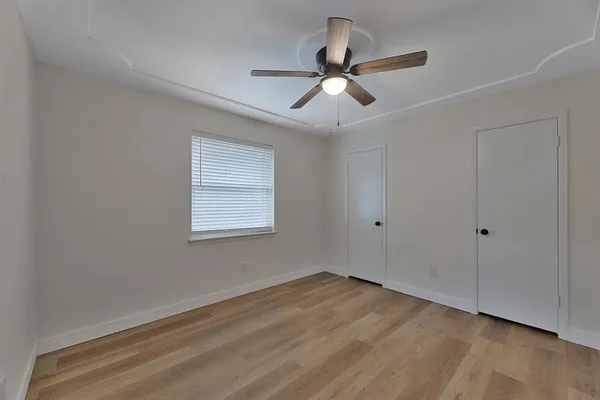 $2,350 | 5622 Woodhollow Drive, Arlington, TX 76016