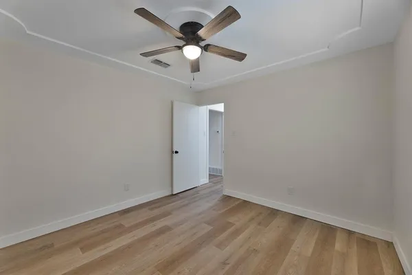 $2,350 | 5622 Woodhollow Drive, Arlington, TX 76016