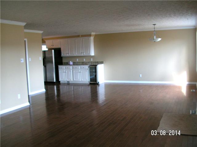 2600 Rossview Road Clarksville, TN 37043 - Photo 5 of 20 living room view into dining/kitchen