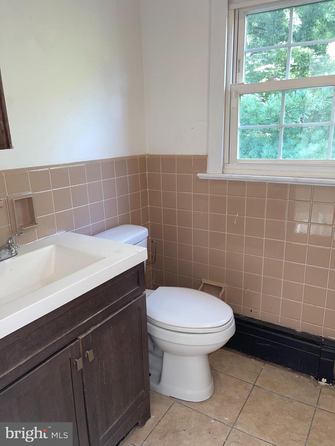 7771 Parkview Road Upper Darby, PA 19082 - Photo 13 of 21 Gallery Image 13
